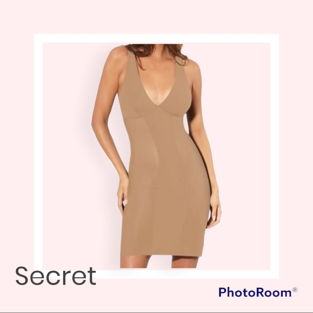 BNWT Undercontrol Slimming Slip